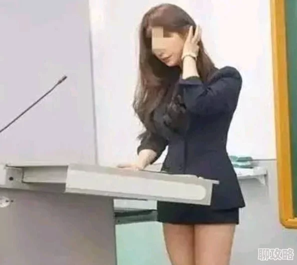 国产老师丝袜开裆喷水视频网友推荐这部视频画面精美情节引人入胜让人欲罢不能绝对值得一看不容错过