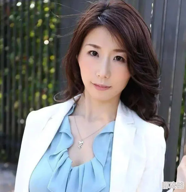 极品人妻系列最近推出全新剧情,引发观众热议追捧 极品人妻系列最近推出全新剧情,引发观众热议追捧