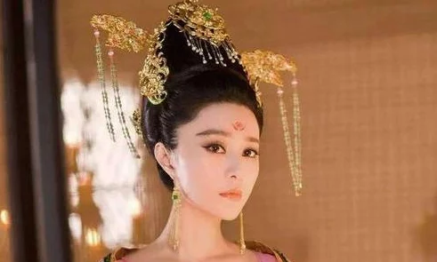 贵妃直播免费瑞恩的生活：看守教练追求梦想，勇敢面对挑战，成就更好的自己