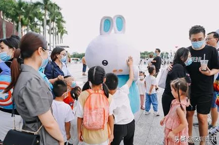 胸前两只小兔子左右晃动图生活中总有小确幸让我们心怀感恩与快乐 胸前两只小兔子左右晃动图生活中总有小确幸让我们心怀感恩与快乐