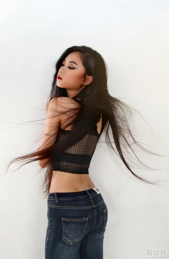 gogo亚洲棚拍肉体艺术最新展览将于下月举行,展示多位新兴艺术家的作品 gogo亚洲棚拍肉体艺术最新展览将于下月举行,展示多位新兴艺术家的作品