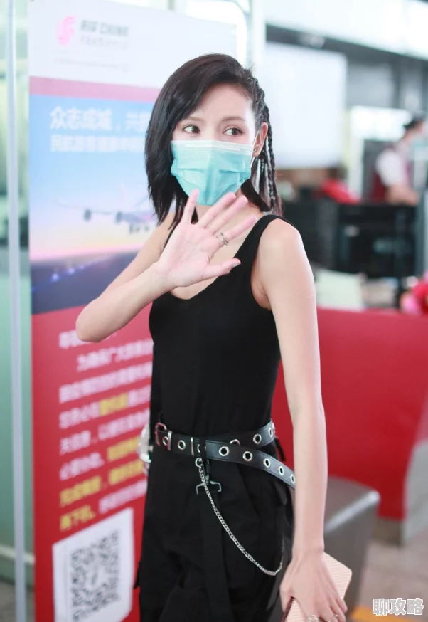 景佳人西门龙霆近日两人携手出席时尚活动引发热议,展现默契与风格 景佳人西门龙霆近日两人携手出席时尚活动引发热议,展现默契与风格