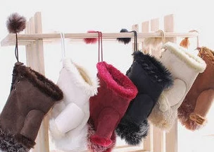 揭秘!粉色兔子袜子创意设计究竟出自哪位大师之手,最新艺术资讯曝光! 揭秘!粉色兔子袜子创意设计究竟出自哪位大师之手,最新艺术资讯曝光!