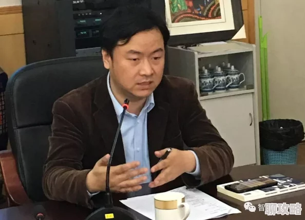 瑜伽老师花样多沈浩沈浩开启网络教学分享更多瑜伽技巧