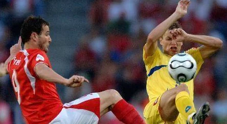 好吊射比赛进入白热化阶段双方比分胶着胜负难料 好吊射比赛进入白热化阶段双方比分胶着胜负难料