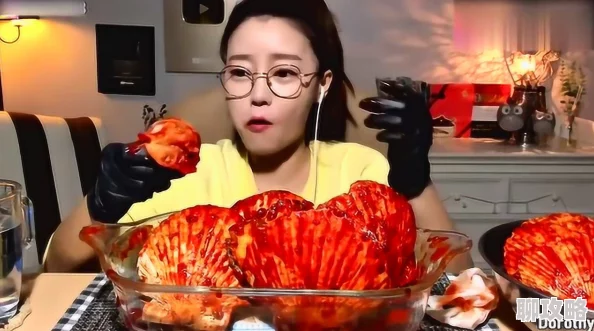 把腿张大点我就能吃到扇贝了原标题如此低俗不堪令人震惊网友纷纷举报要求平台严肃处理 把腿张大点我就能吃到扇贝了原标题如此低俗不堪令人震惊网友纷纷举报要求平台严肃处理
