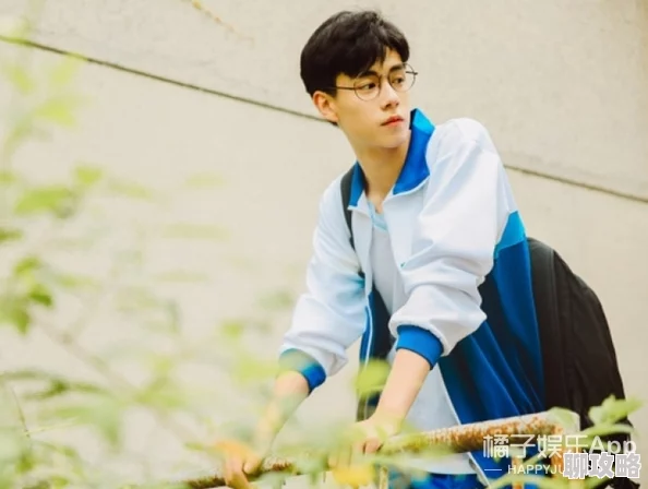 洁癖的禁欲医生小说听说作者取材于隔壁医院的冷面主任而且原型医生已婚