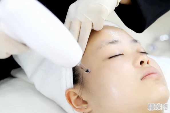特殊的美容室卫生状况堪忧，技师手法粗糙，存在过度推销办卡的现象