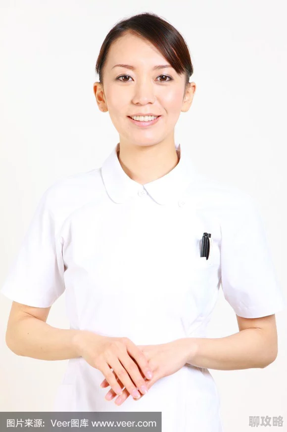 日本护士毛茸茸展现敬业精神与温柔呵护传递温暖与希望