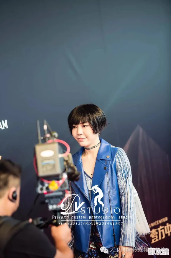 陈夕汐荣获2023年度新锐摄影师奖其作品深受业界好评