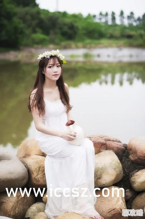 美女把尿口扒开让男人桶动态听说隔壁老王也参与了拍摄而且还有高清未删减版流出