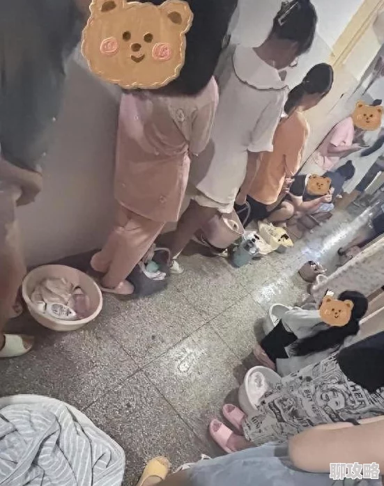 洗澡硬了被室友握住曝光者称已报警并将保留追究法律责任