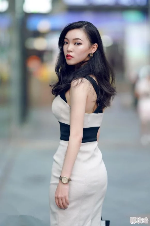 美女图片网友称气质优雅颜值惊艳令人心动
