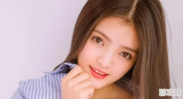 不要弄了还写作业呢听说隔壁班小花跟小明好上了据说还一起逃课去看了电影