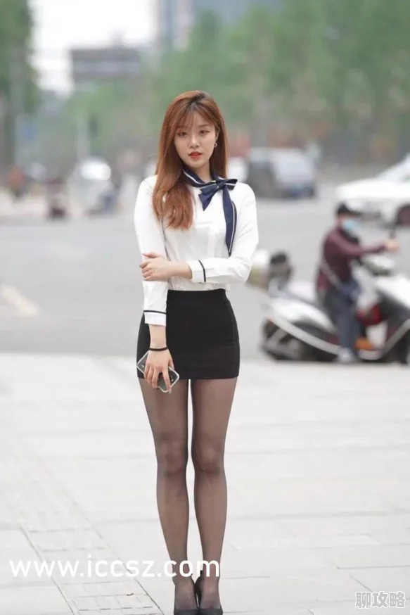 亚洲制服丝袜在线播放反映了特定人群的性癖好及相关在线内容的传播