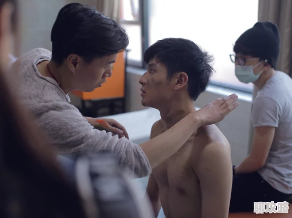 国产男搓澡师男男GAy为什么满足观众好奇心窥探隐秘世界为何热度不断攀升