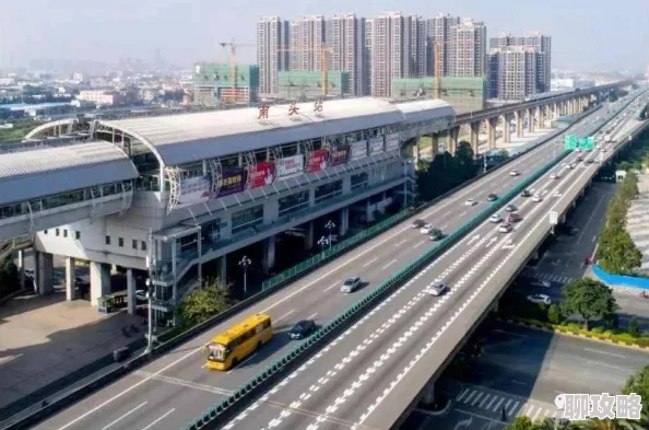 人C交BBBwBBBwBBBw为什么如此流行因为它旋律简单且容易记住