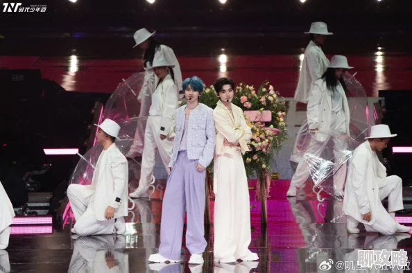 祺鑫污车mono时代少年团2025演唱会盛大开启