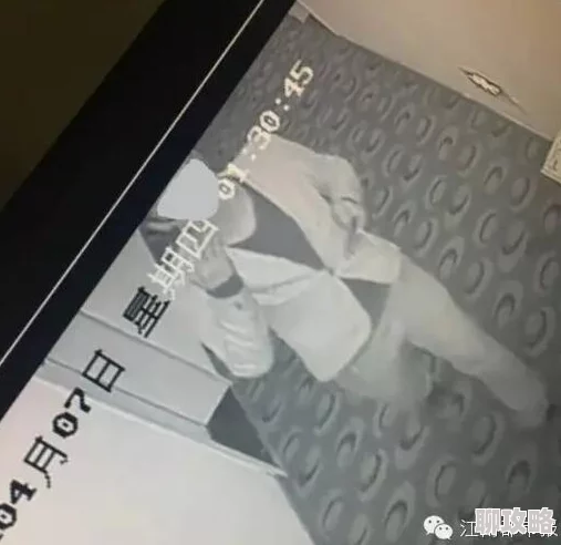 精品偷窥盗摄国产合集肥婆违法且不尊重他人，传播此类内容可耻且应受谴责