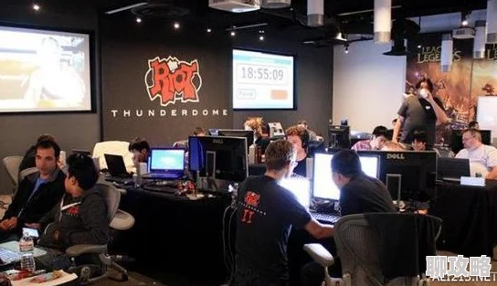 2025年电竞风云:守望先锋开发组网吧团建,竟遭韩国VR中学战队吊打引热议 2025年电竞风云:守望先锋开发组网吧团建,竟遭韩国VR中学战队吊打引热议